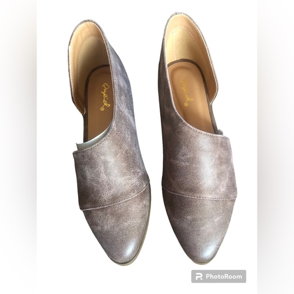 Qupid Tuxedo-68 Leatherette Pointy Toe Extreme Cut Out Ankle Bootie - Picture 6 of 12